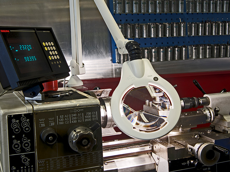 Circus LED bench magnifier industrial lathe application
